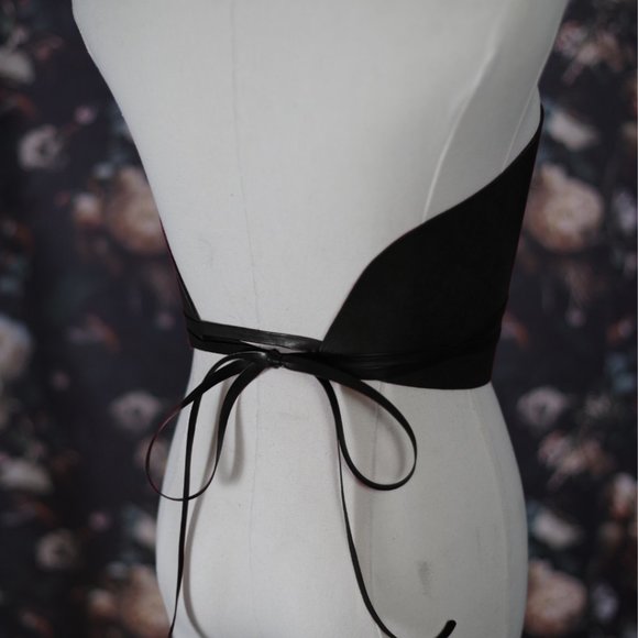 Dehanche Inspired Vachetta Leather Corset Belt with Thin Tie Straps - Picture 10 of 14